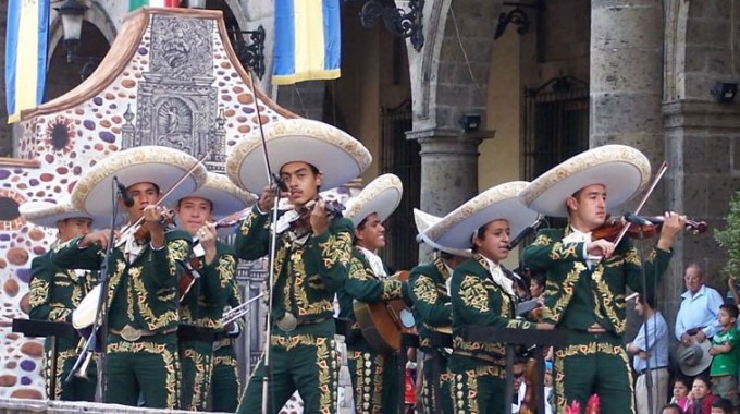 Sicav y mariachis muertos.